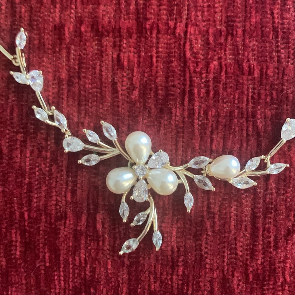 EVER FAITH Marquise CZ Simulated Pearl Bridal Flower Leaf Filigree